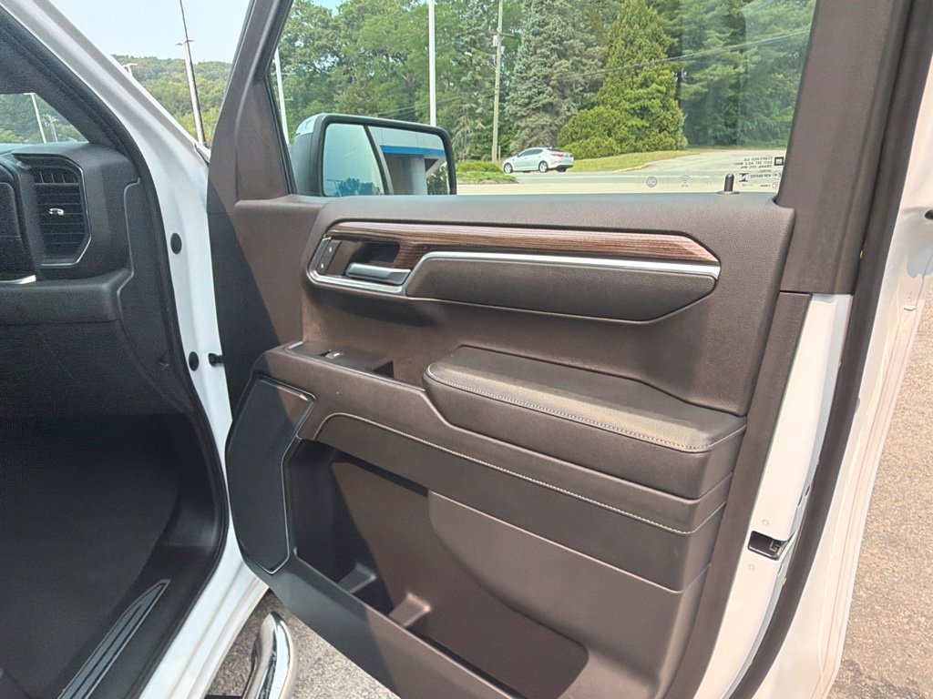 Certified 2023 Chevrolet Silverado 1500 LT AWD/4WD image 35