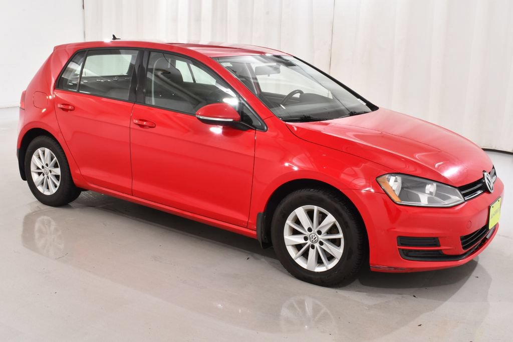 Used 2017 Volkswagen Golf S FWD image 5