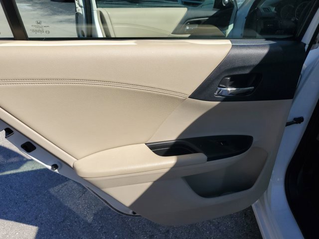 Used 2013 Honda Accord EX-L image 19