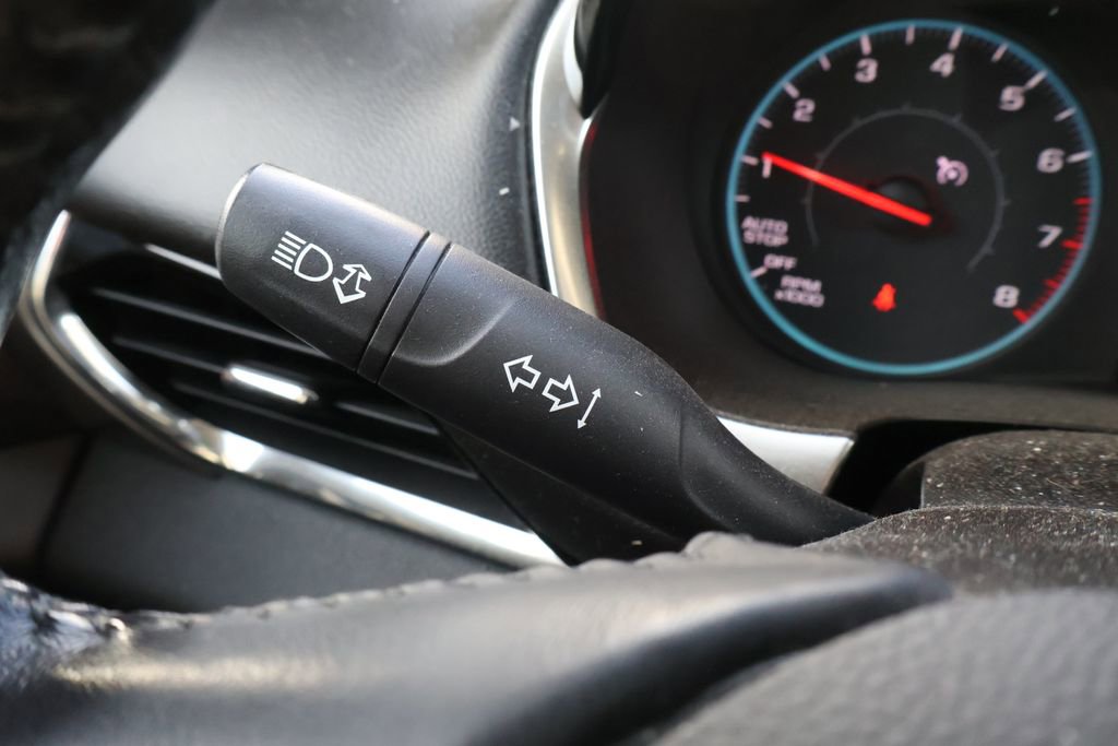 Used 2018 Chevrolet Traverse LT image 20