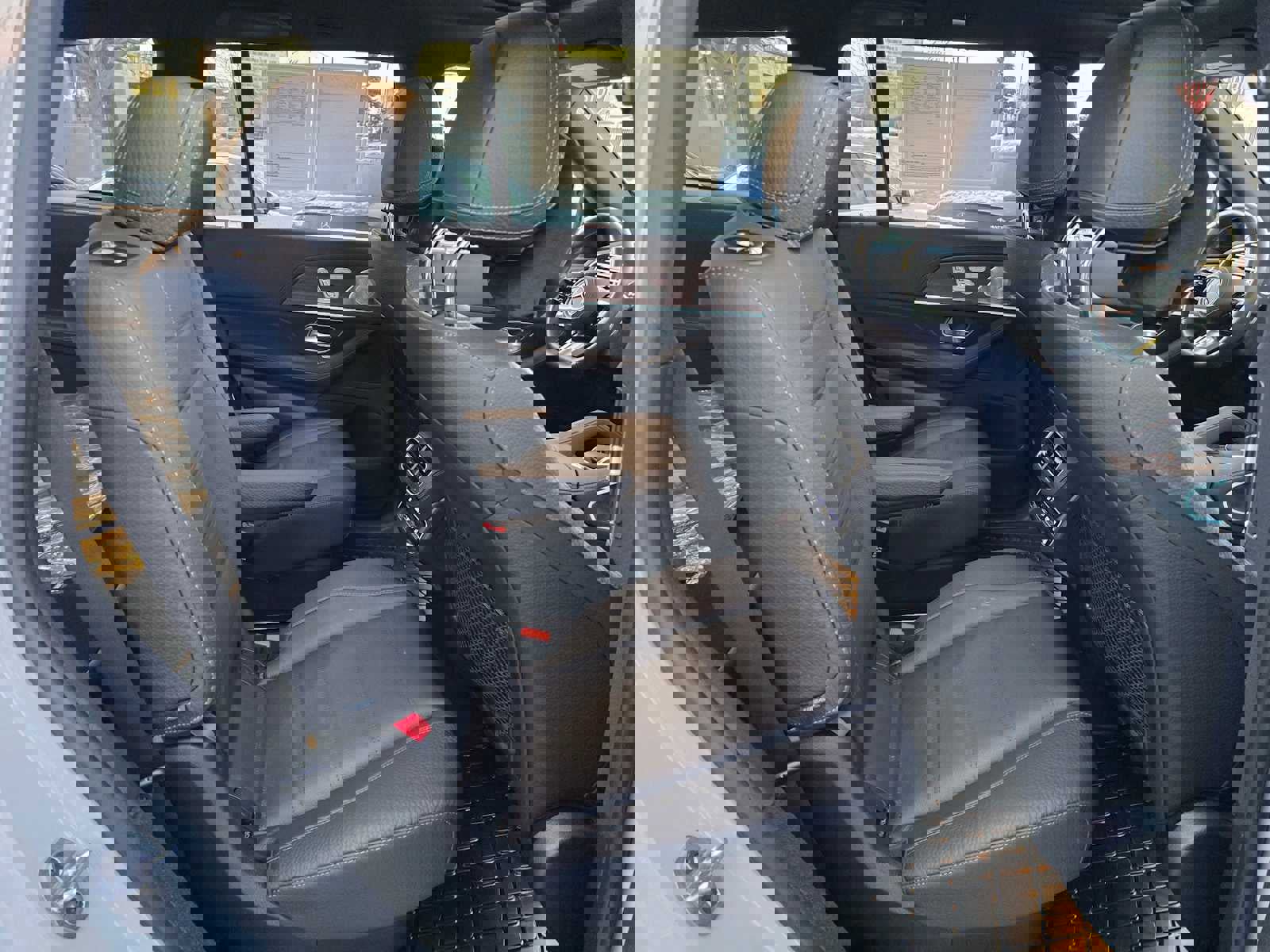 Used 2025 Mercedes-Benz GLS 580 4MATIC image 12