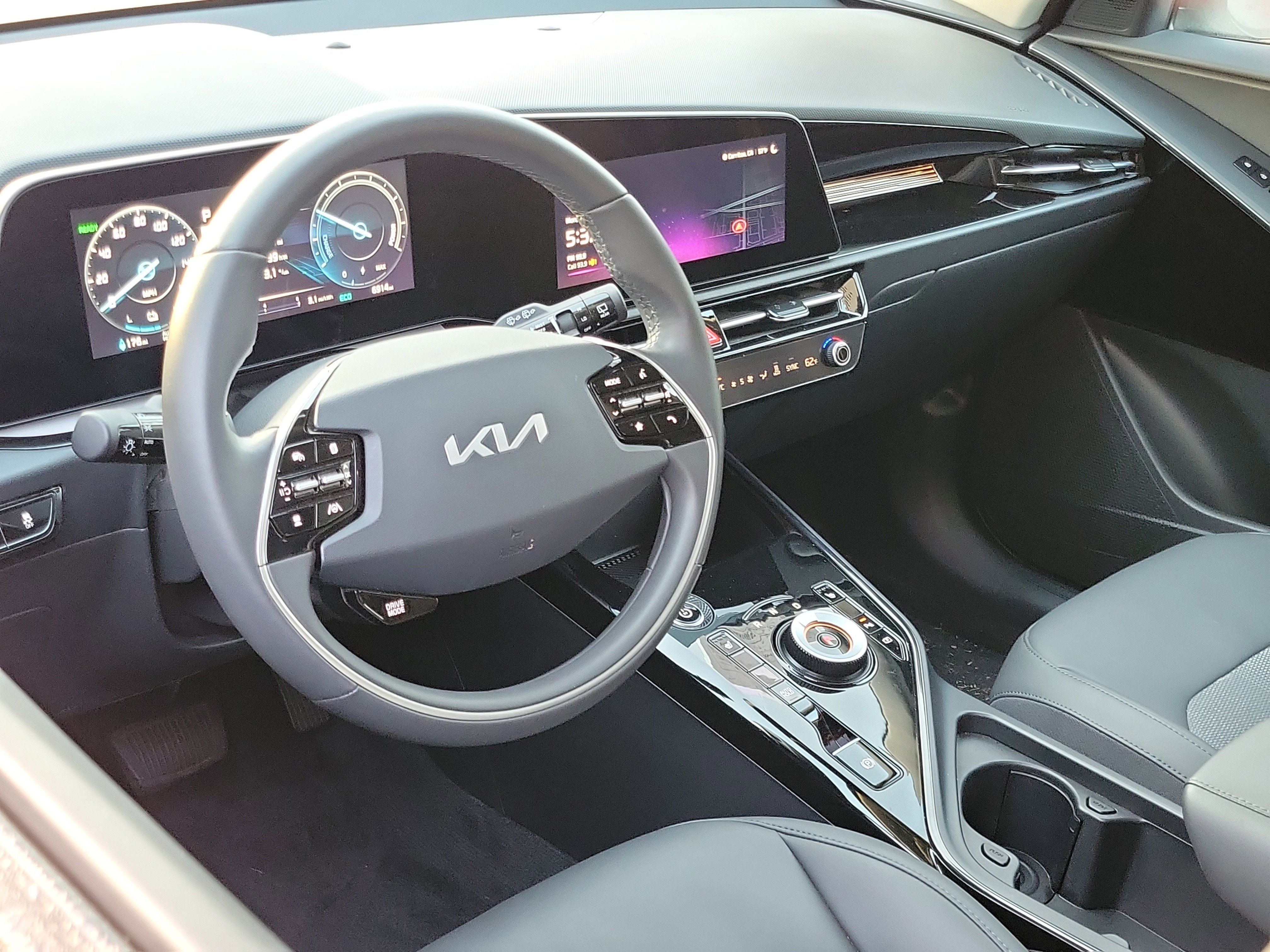 Used 2025 Kia Niro Wind image 7