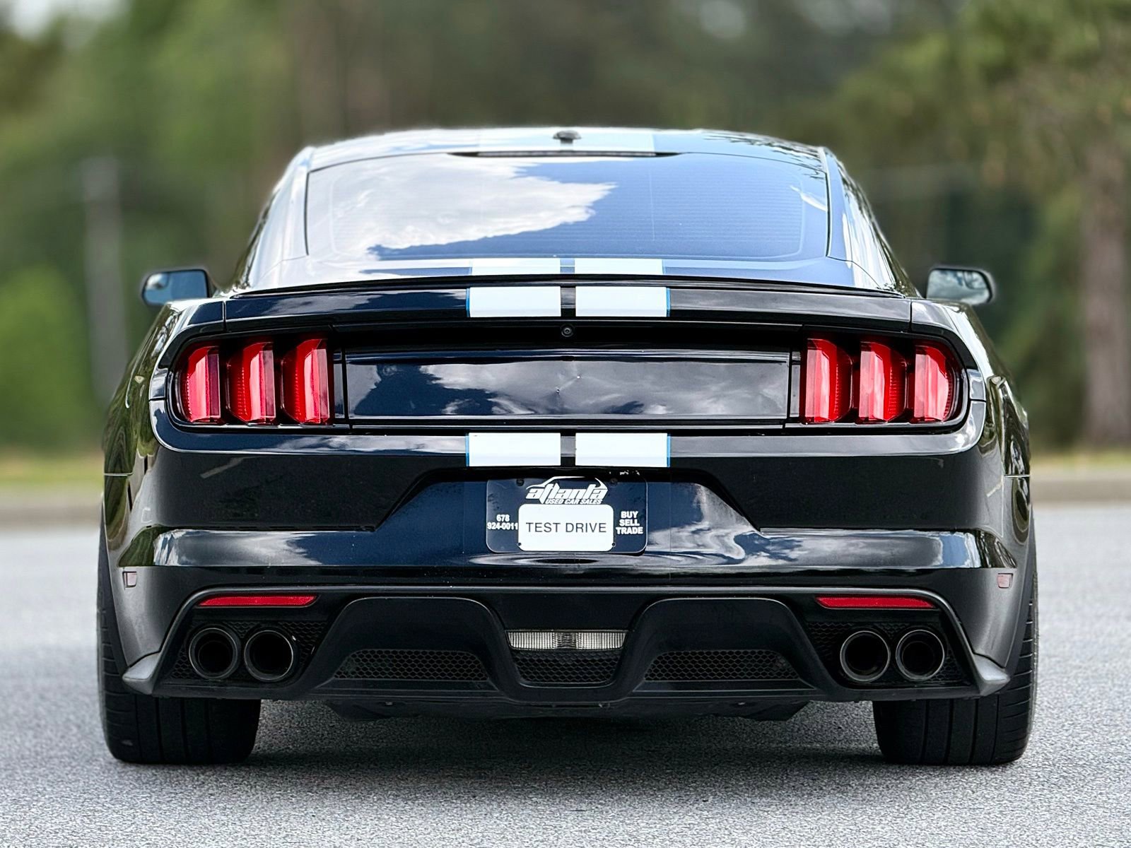 Used 2016 Ford Mustang Shelby GT350 w/ Technology Package image 6