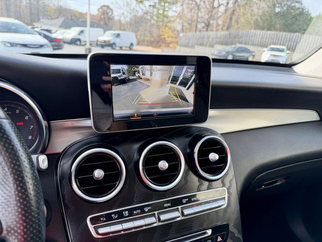 Used 2019 Mercedes-Benz GLC 300 4MATIC image 12