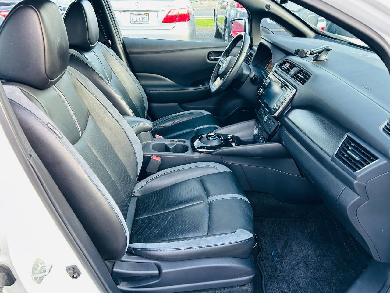 Used 2019 Nissan Leaf SL w/ SL Technology Package image 15