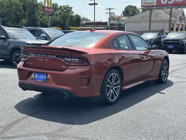 Used 2023 Dodge Charger R/T w/ Plus Group image 2