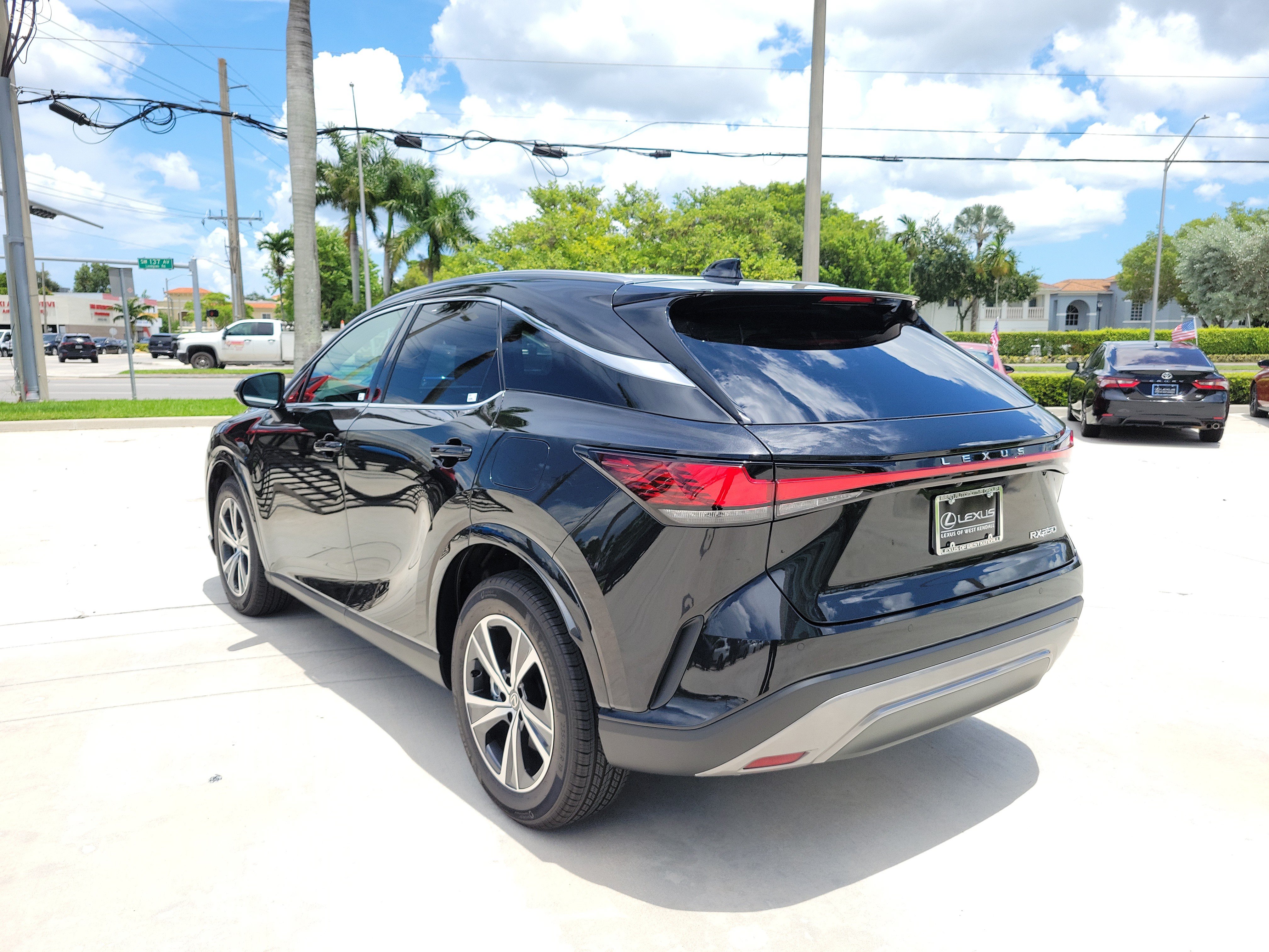 Used 2026 Lexus RX 350 Premium w/ Convenience Package FWD image 5