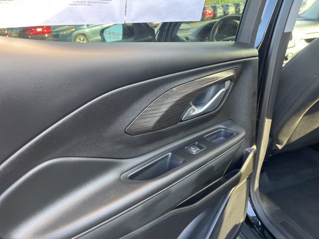 Used 2024 GMC Terrain SLE FWD image 11