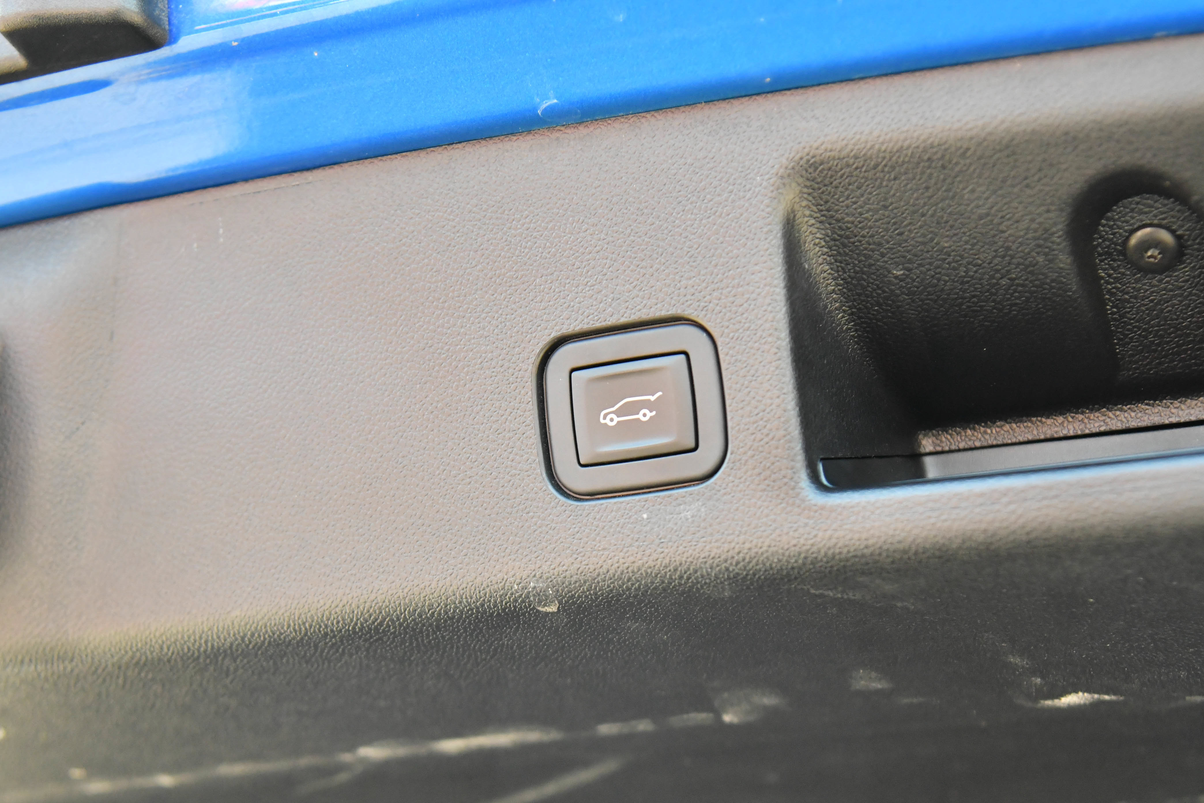 Used 2024 Chevrolet Equinox EV LT FWD image 48