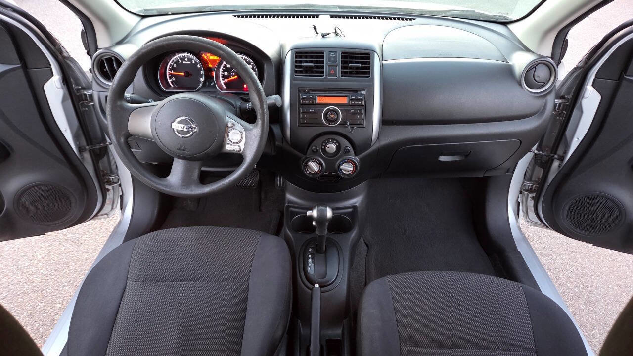 Used 2013 Nissan Versa SV image 28