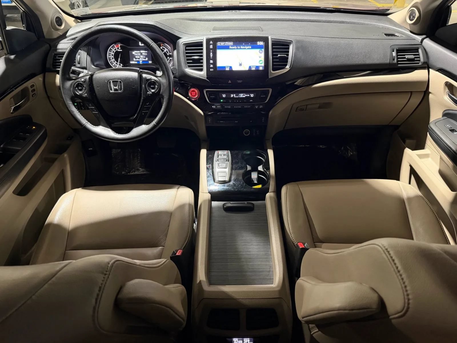 Used 2017 Honda Pilot Touring image 9