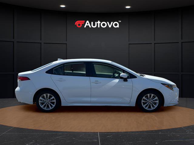 Used 2023 Toyota Corolla LE w/ LE Convenience Package FWD image 6