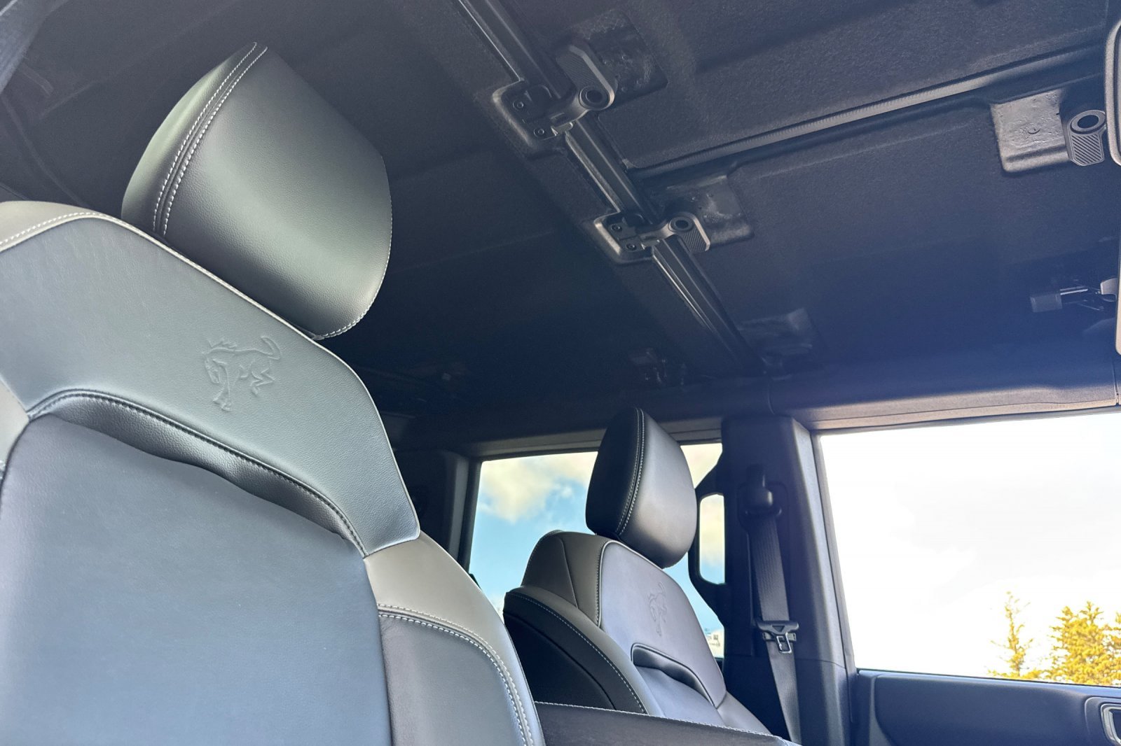 New 2025 Ford Bronco Outer Banks w/ Sasquatch Package AWD/4WD image 14