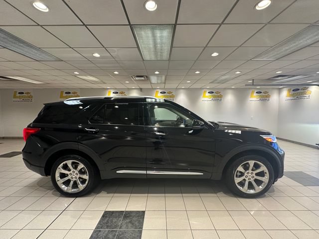 Used 2020 Ford Explorer Platinum w/ Premium Technology Package AWD/4WD image 3
