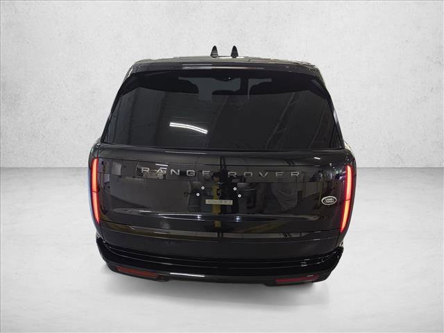Used 2023 Land Rover Range Rover Long Wheelbase SE AWD/4WD image 6