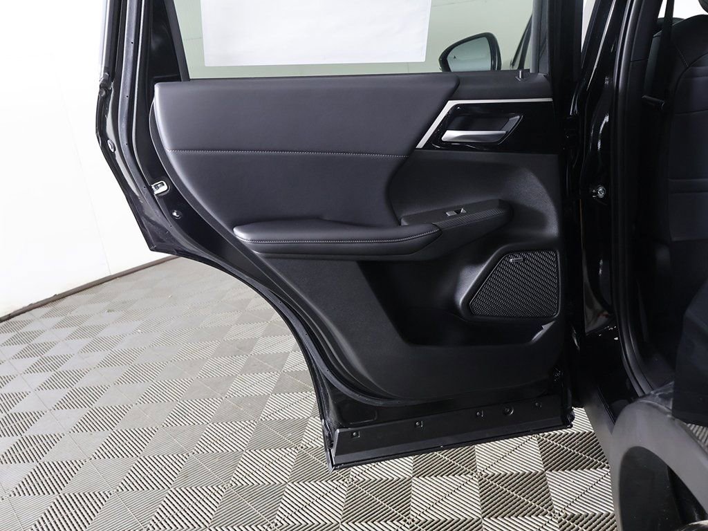 New 2026 Mitsubishi Outlander SE image 27