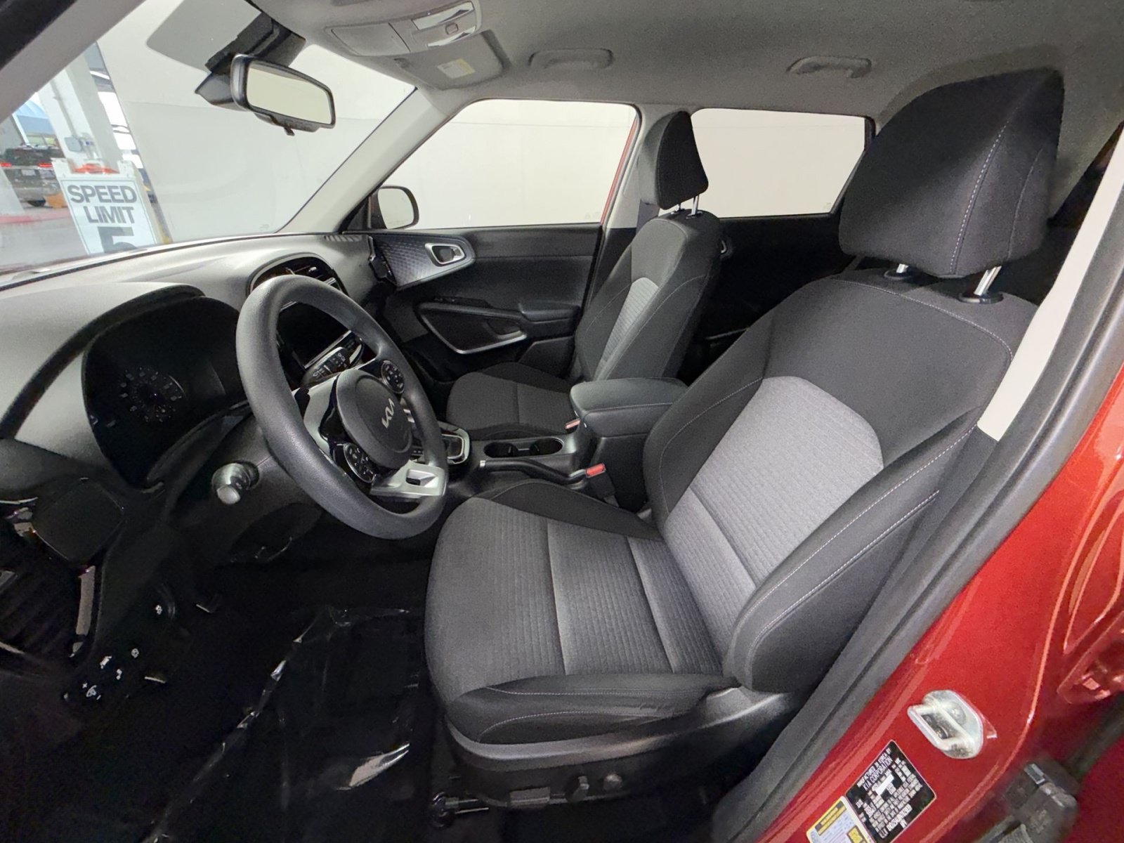 Used 2022 Kia Soul S FWD image 13