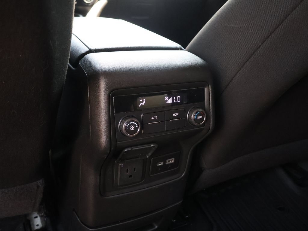 Certified 2023 GMC Acadia SLE w/ Driver Convenience Package AWD/4WD image 20