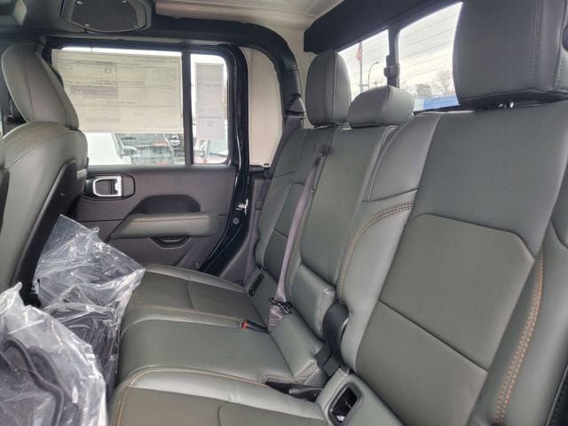 New 2026 Jeep Gladiator Mojave image 15