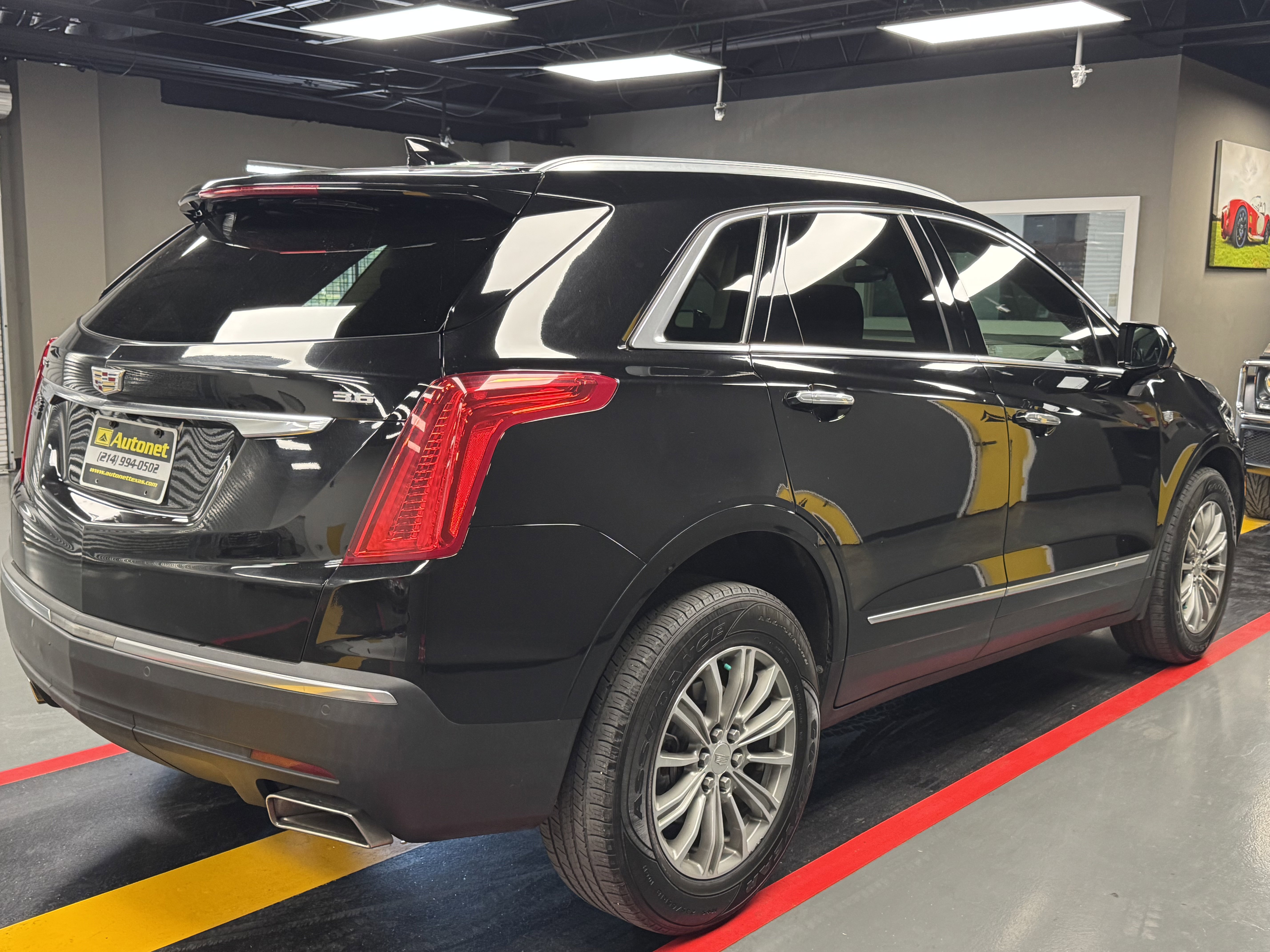 Used 2017 Cadillac XT5 Luxury image 6