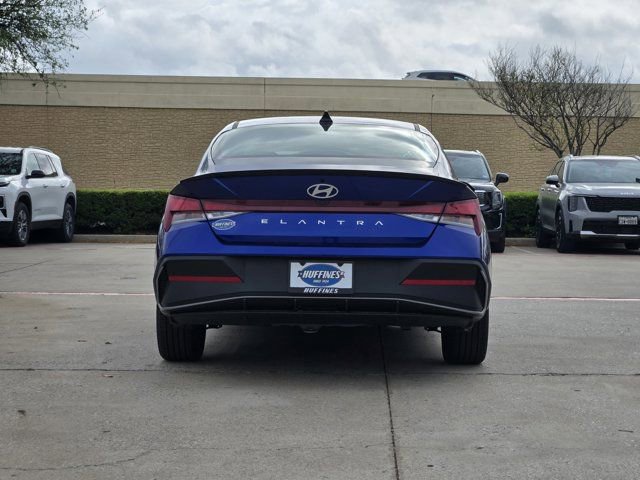 Certified 2026 Hyundai Elantra Sport FWD image 7