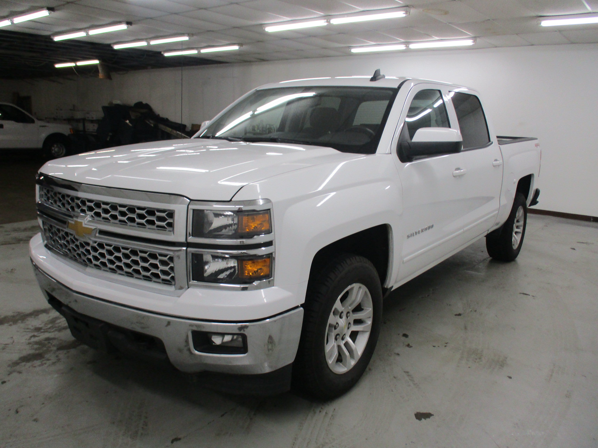 Used 2015 Chevrolet Silverado 1500 LT w/ All Star Edition AWD/4WD image 3