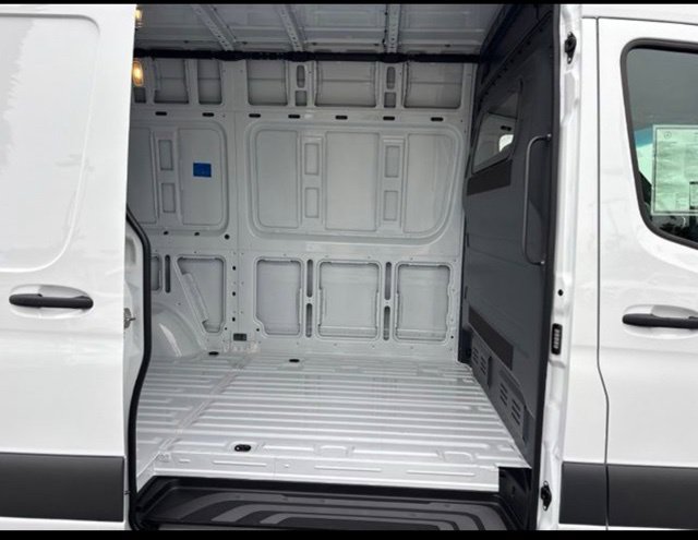 New 2026 Mercedes-Benz Sprinter 2500 image 21