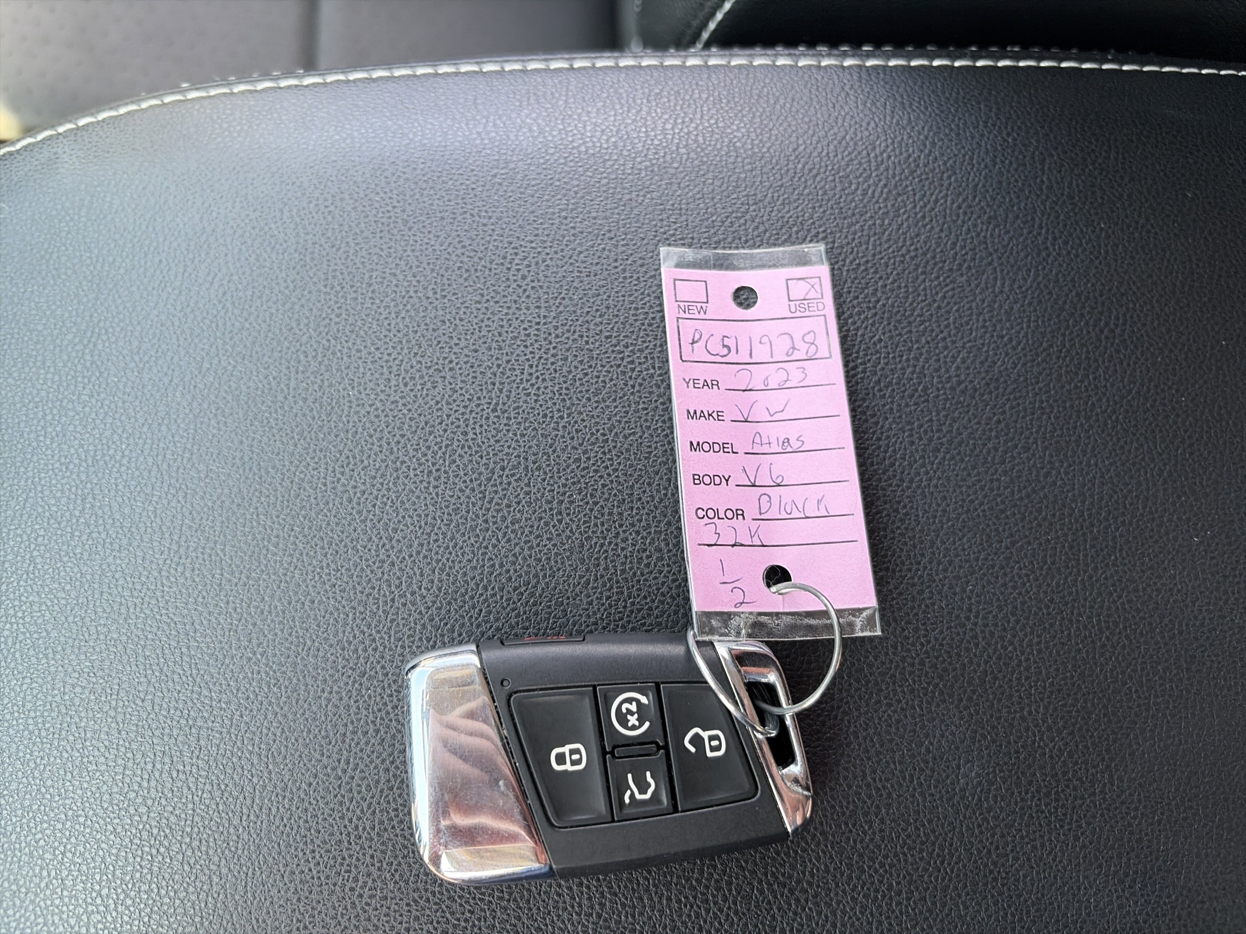 Used 2023 Volkswagen Atlas SE image 45