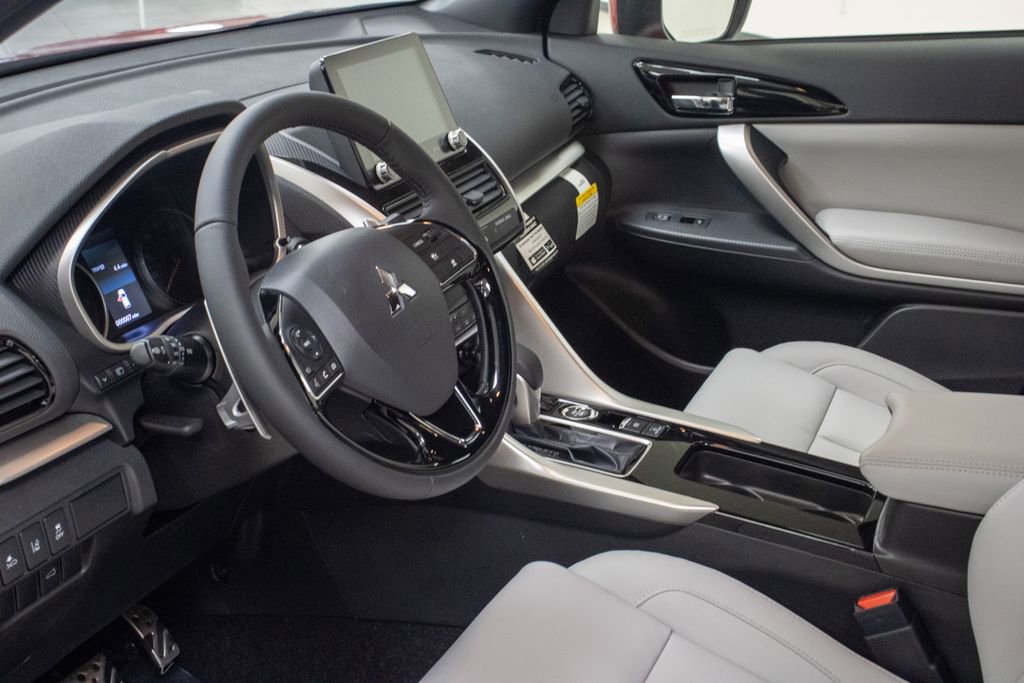 New 2026 Mitsubishi Eclipse Cross SEL image 3