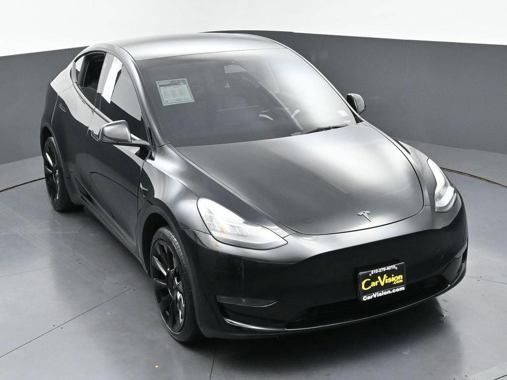 Used 2023 Tesla Model Y Long Range image 34