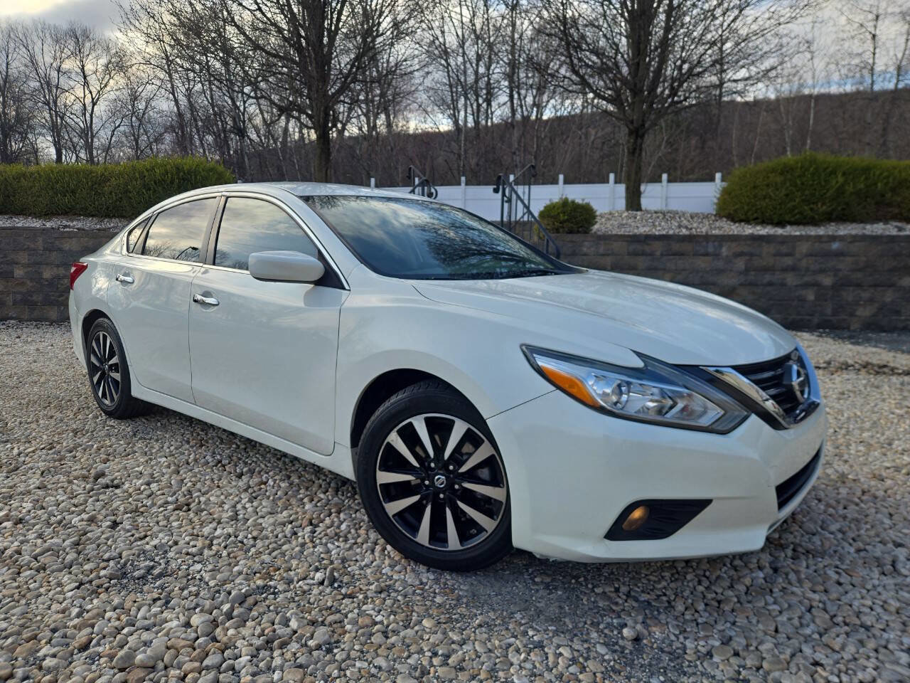Used 2018 Nissan Altima 2.5 SV image 23