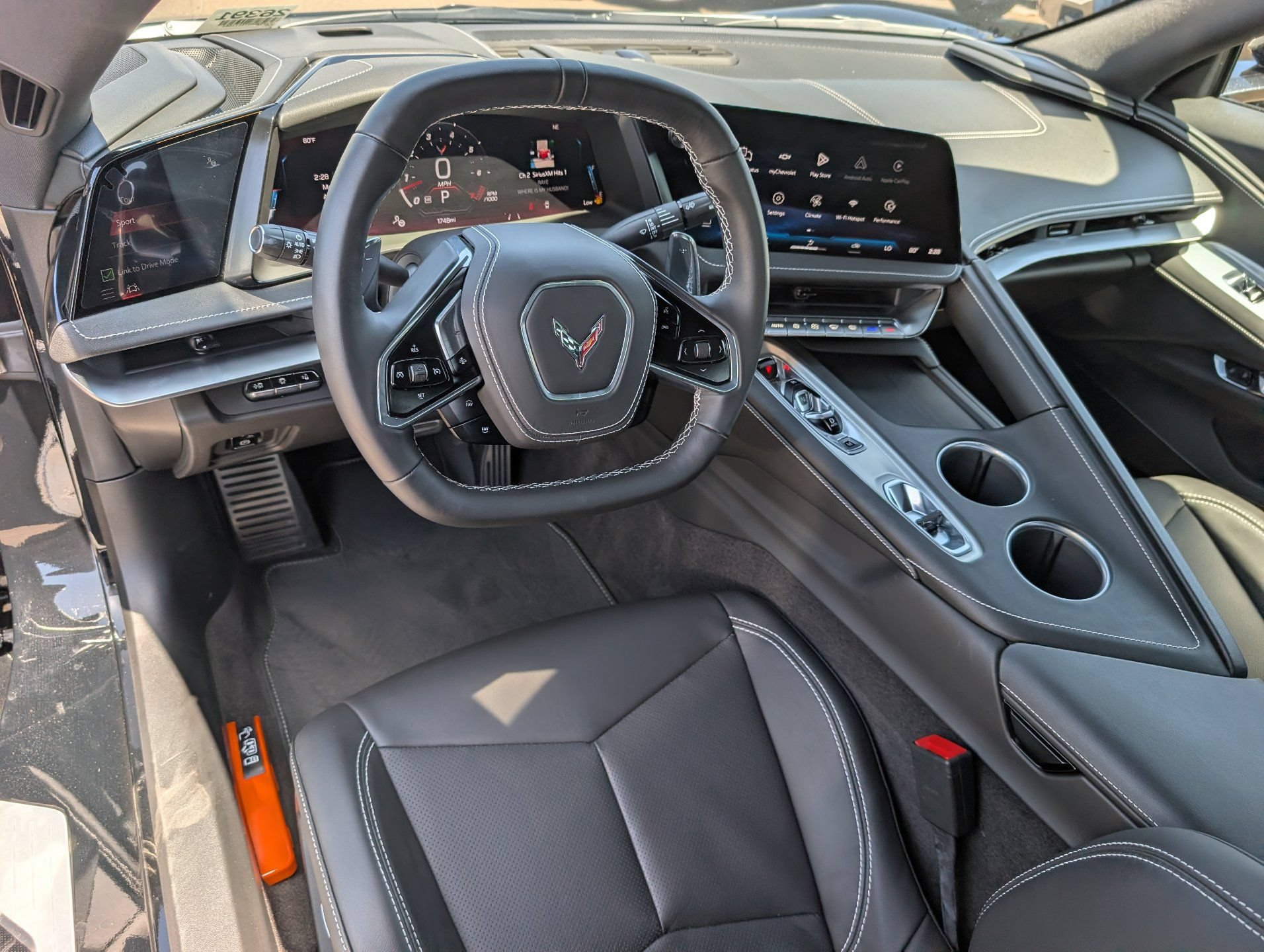 Used 2026 Chevrolet Corvette Stingray Coupe w/ Battery Protection Package RWD image 14