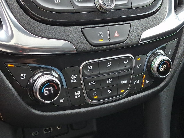 Used 2023 Chevrolet Equinox Premier AWD/4WD image 18