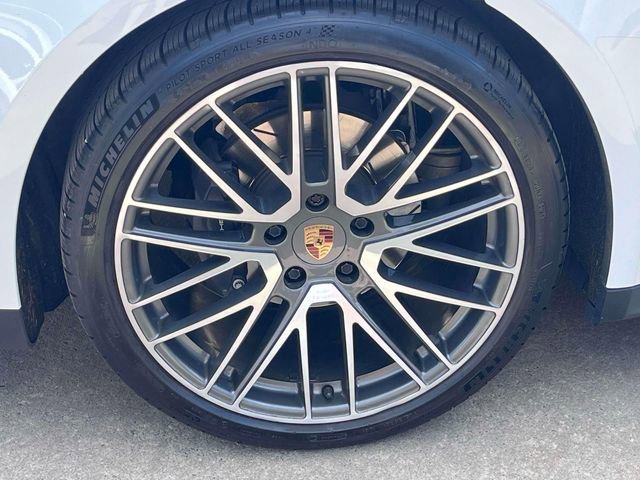 Certified 2024 Porsche Panamera 4 AWD/4WD image 13