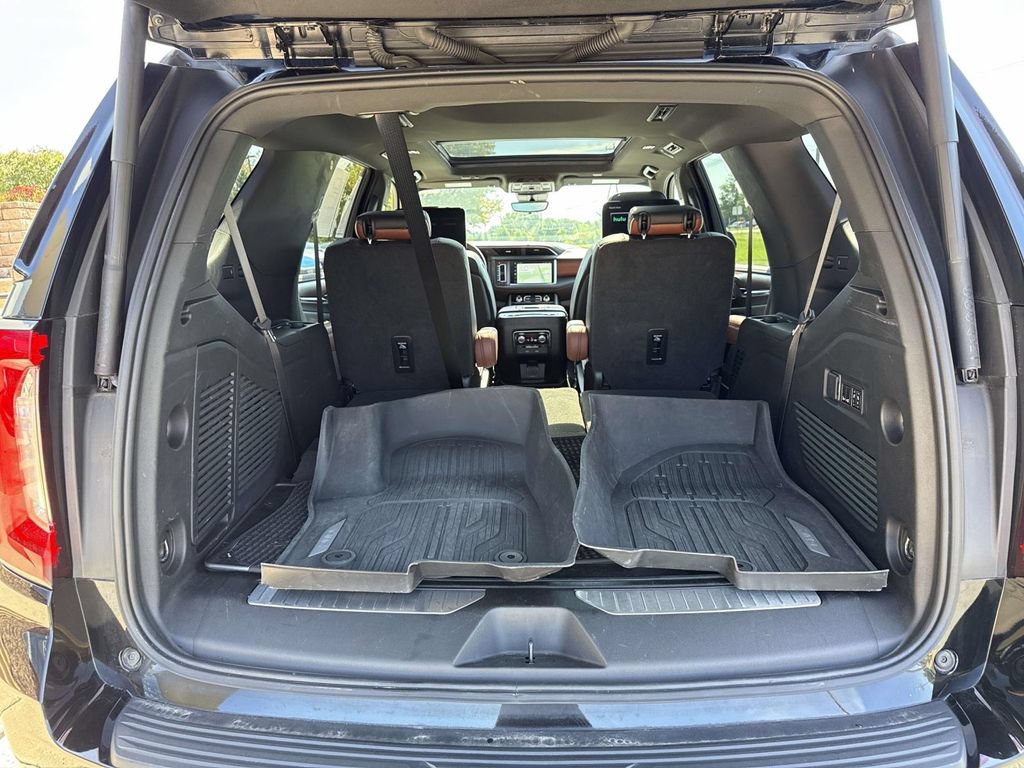 Used 2024 GMC Yukon Denali Ultimate AWD/4WD image 24