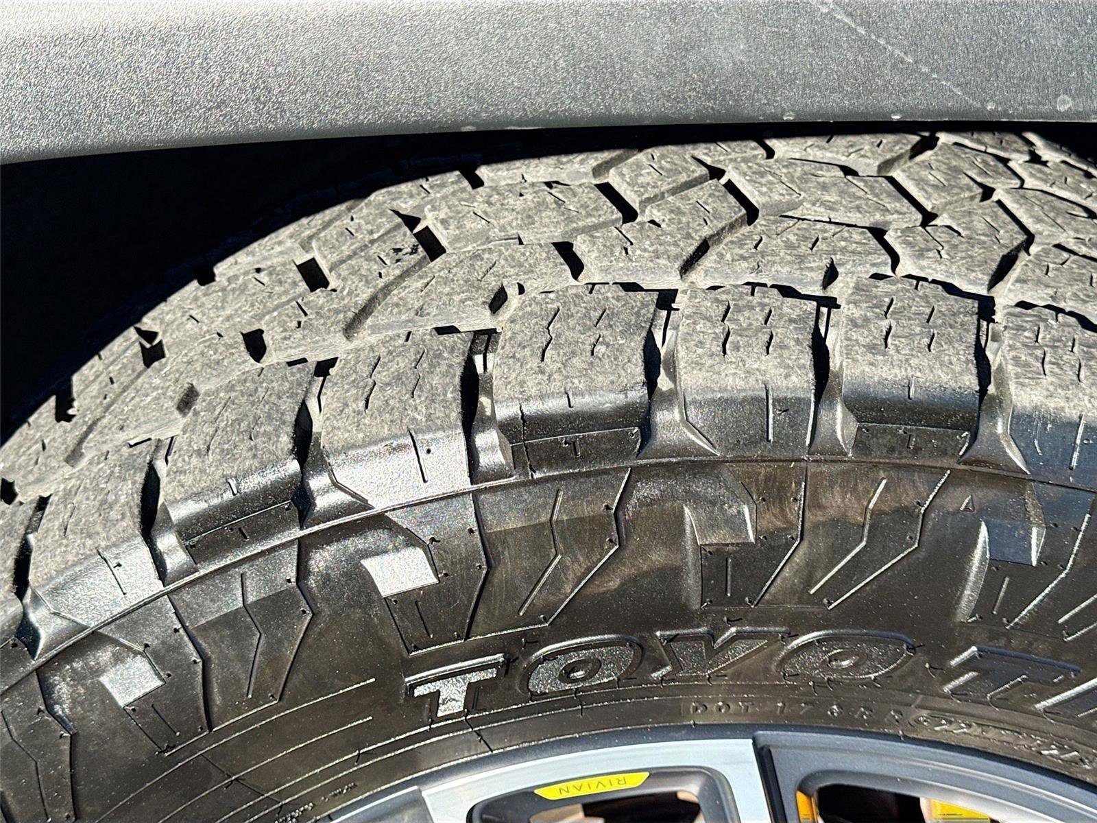 Used 2022 Rivian R1T Launch Edition image 37