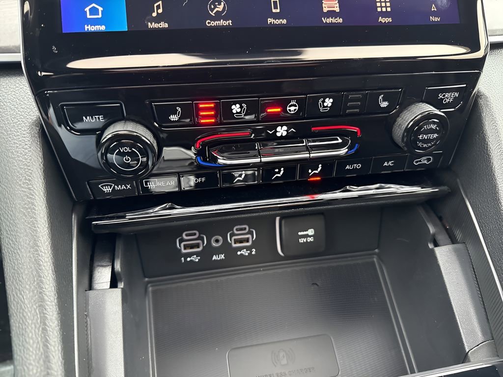 New 2025 Jeep Grand Cherokee L Limited w/ Luxury Tech Group II image 33