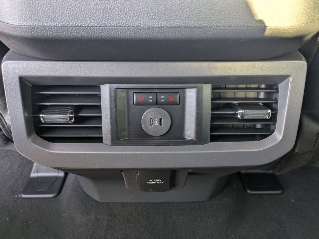 New 2026 Ford F250 Lariat w/ Black Appearance Package image 14