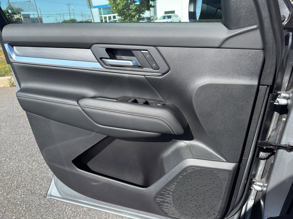 New 2026 GMC Terrain Elevation w/ Technology Package II FWD image 9