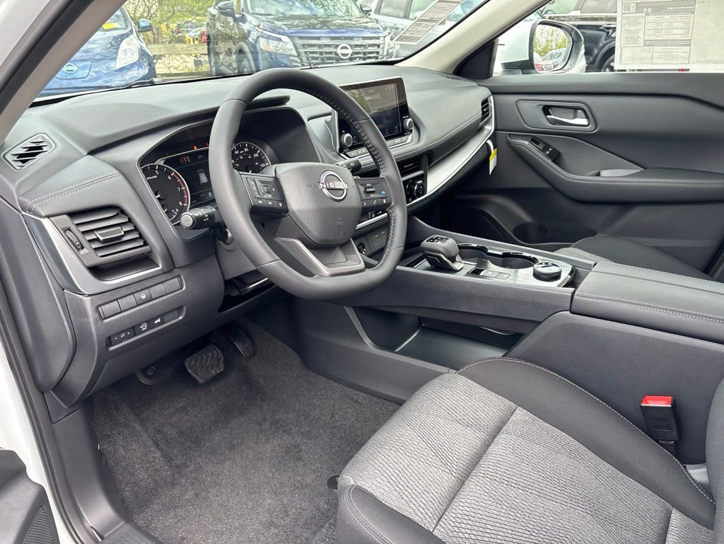 New 2026 Nissan Rogue SV w/ Cold Weather Package AWD/4WD image 8