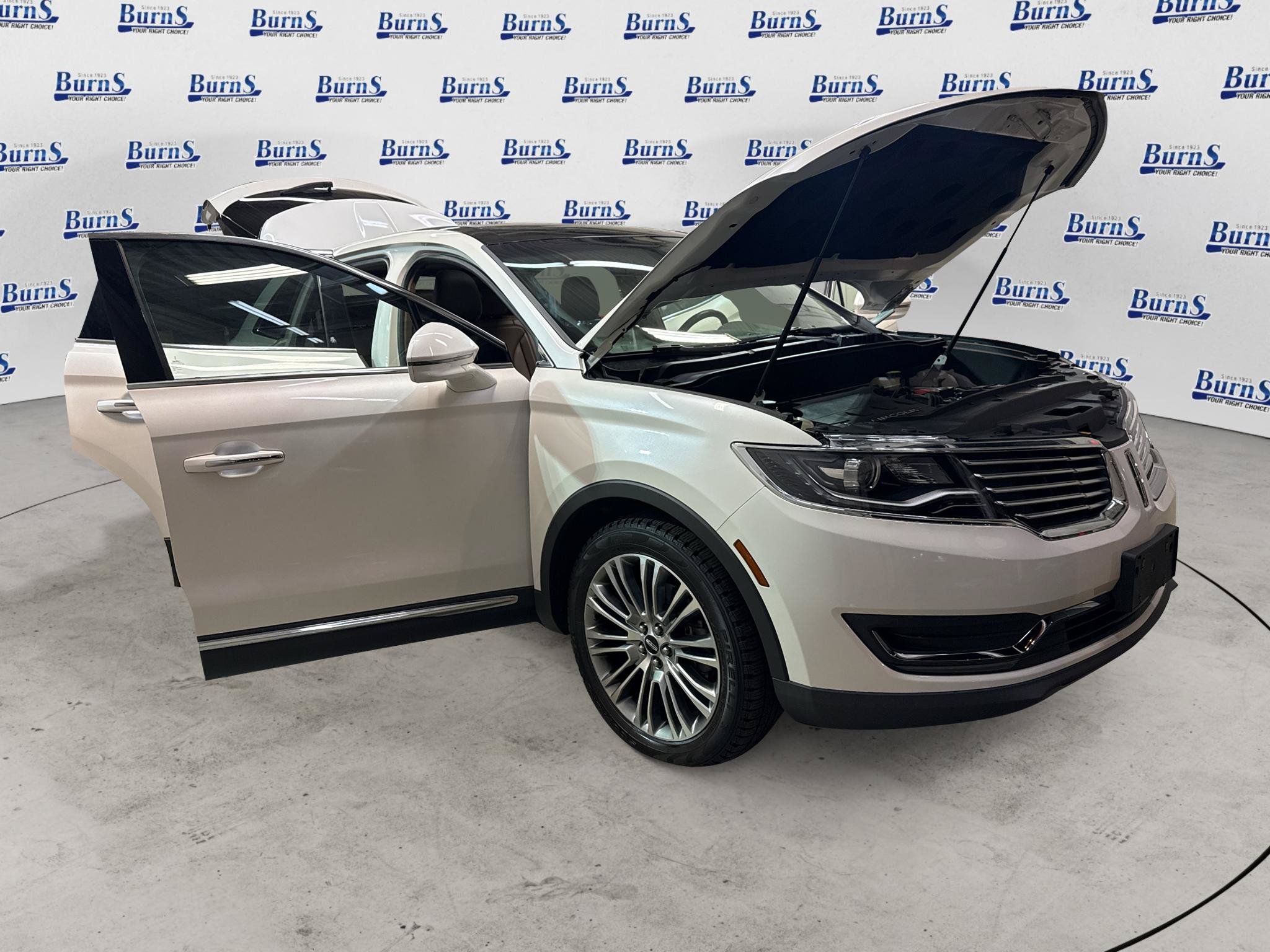 Used 2017 Lincoln MKX Reserve w/ Lincoln MKX Climate Package AWD/4WD image 9
