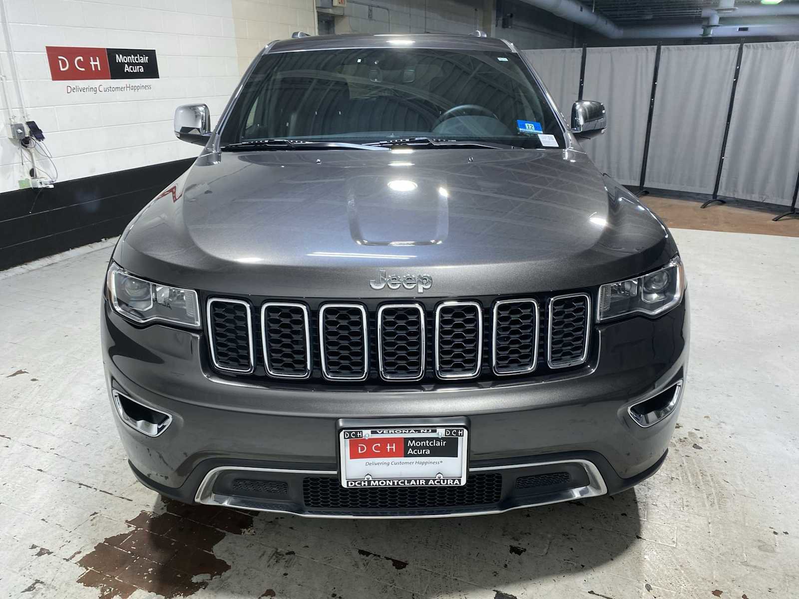 Used 2019 Jeep Grand Cherokee Limited AWD/4WD image 6