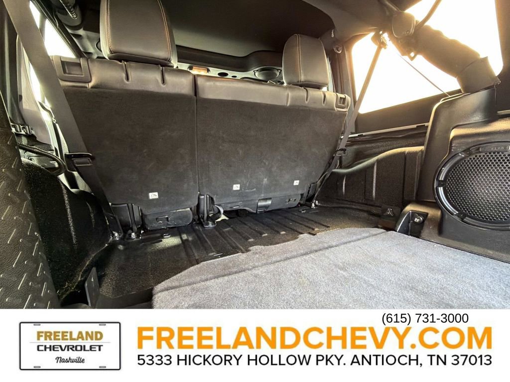 Used 2013 Jeep Wrangler Unlimited Rubicon w/ Connectivity Group image 12