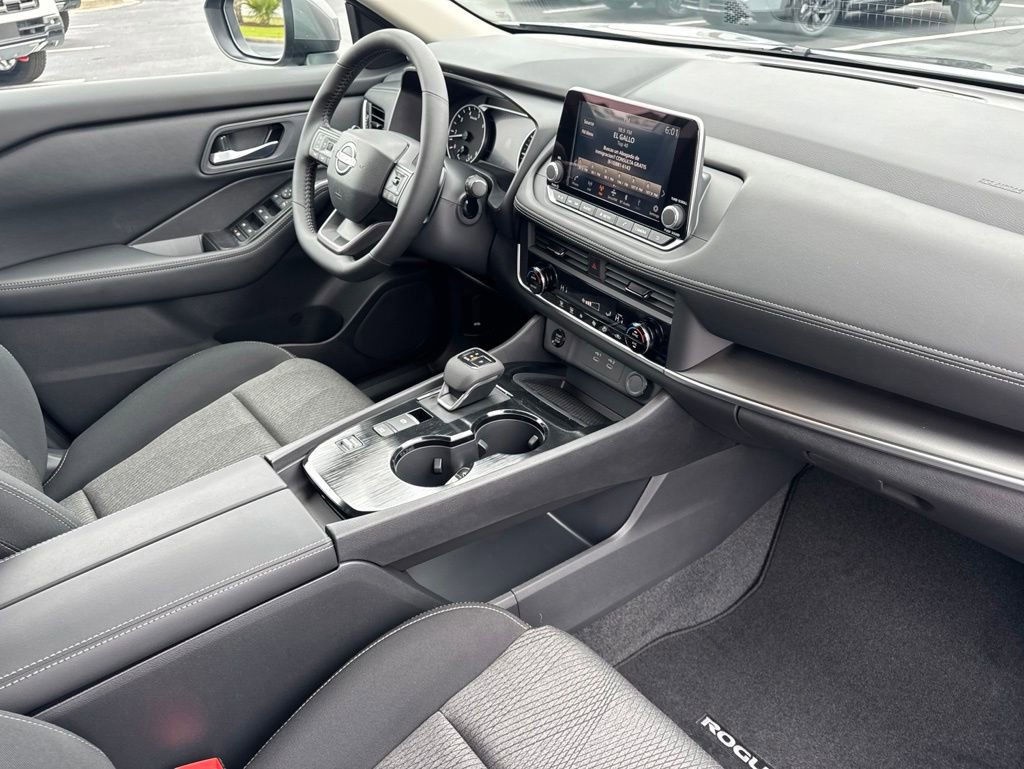 New 2026 Nissan Rogue SV FWD image 17