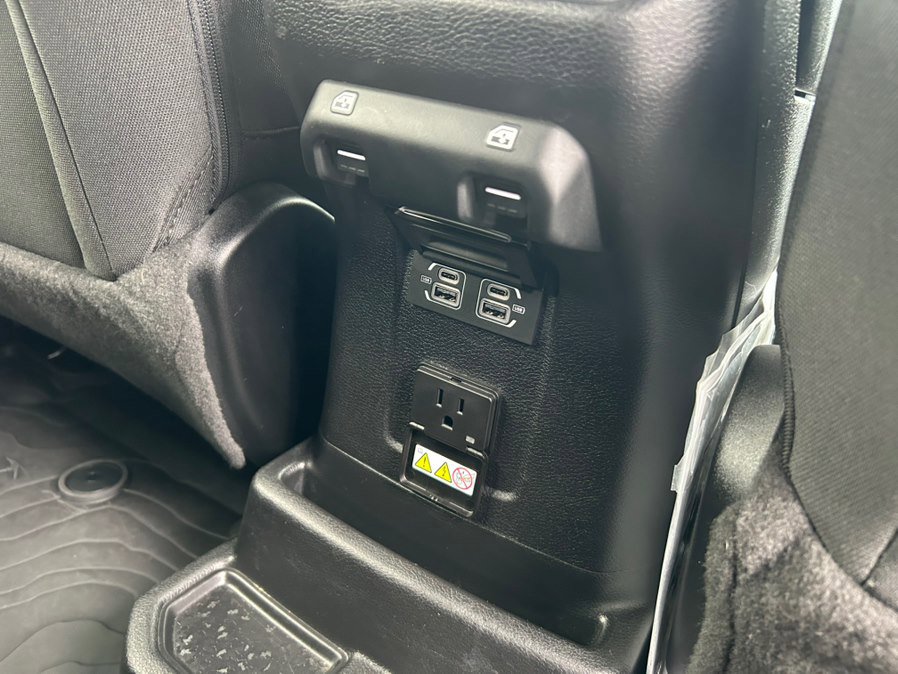 Used 2023 Jeep Wrangler Unlimited w/ Sun & Screen Package AWD/4WD image 52