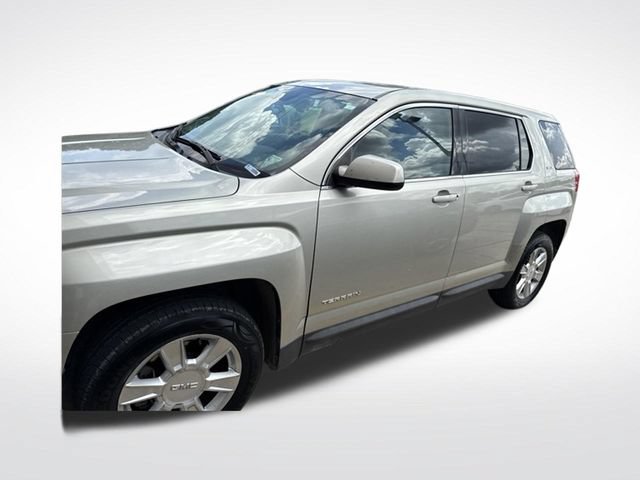 Used 2013 GMC Terrain SLE FWD image 2