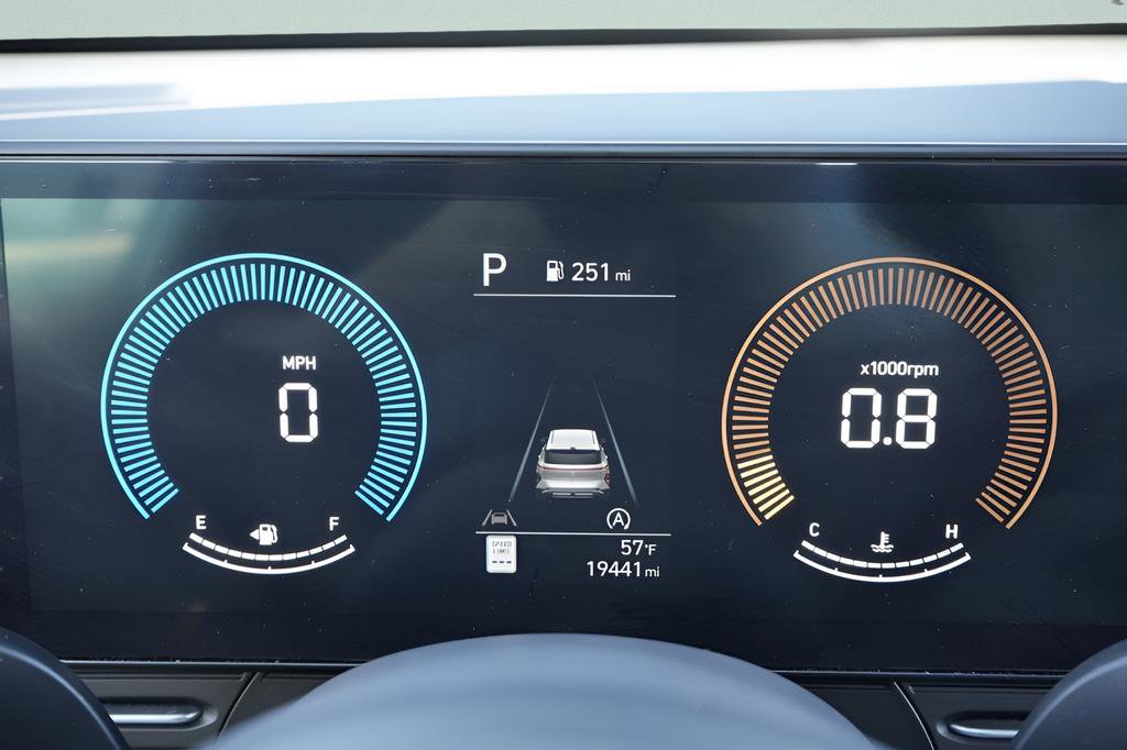 Certified 2024 Hyundai Kona SE AWD/4WD image 27
