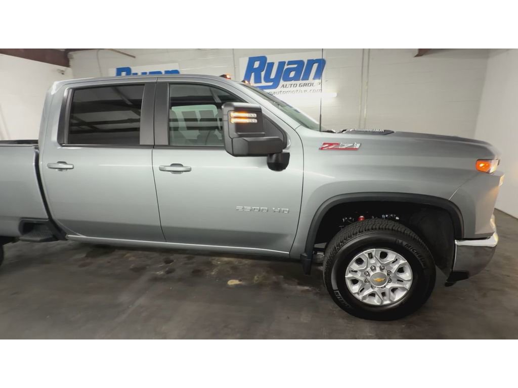 Used 2026 Chevrolet Silverado 2500 LT w/ Safety Package AWD/4WD image 2