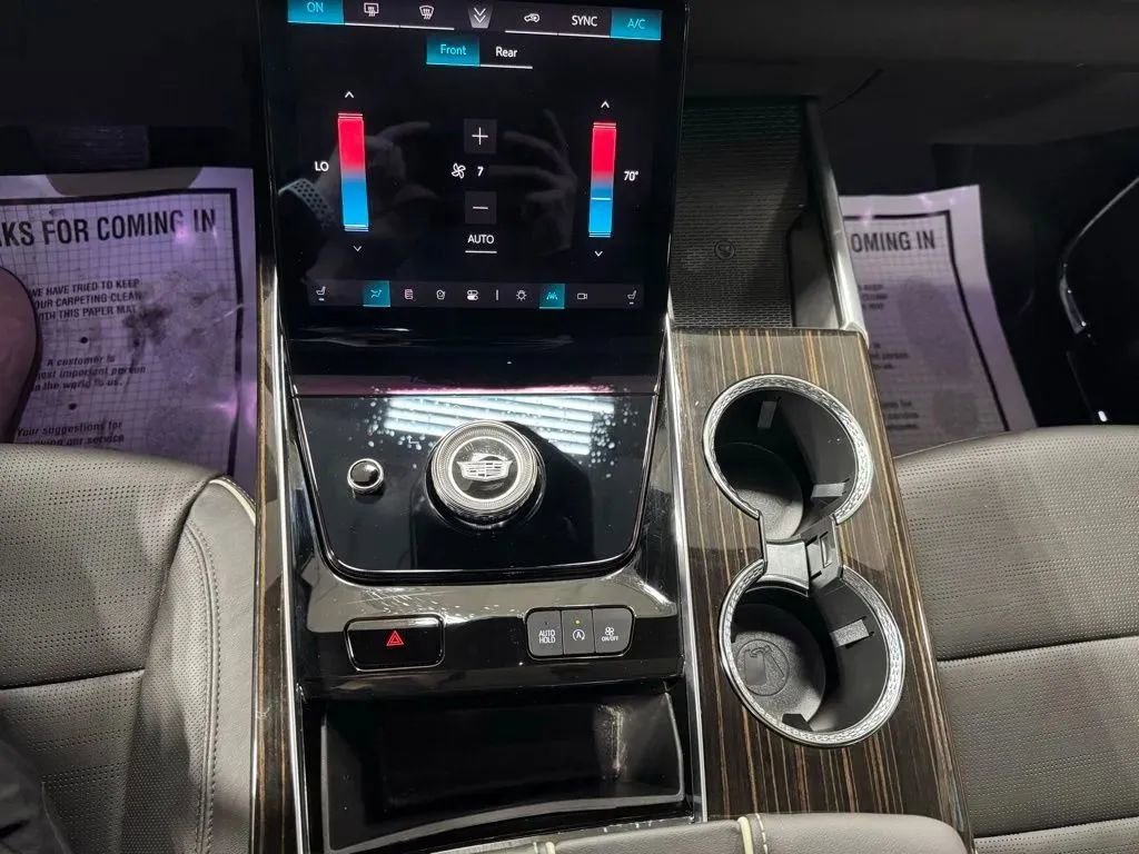 Used 2025 Cadillac Escalade Premium Luxury w/ Touring Package image 23