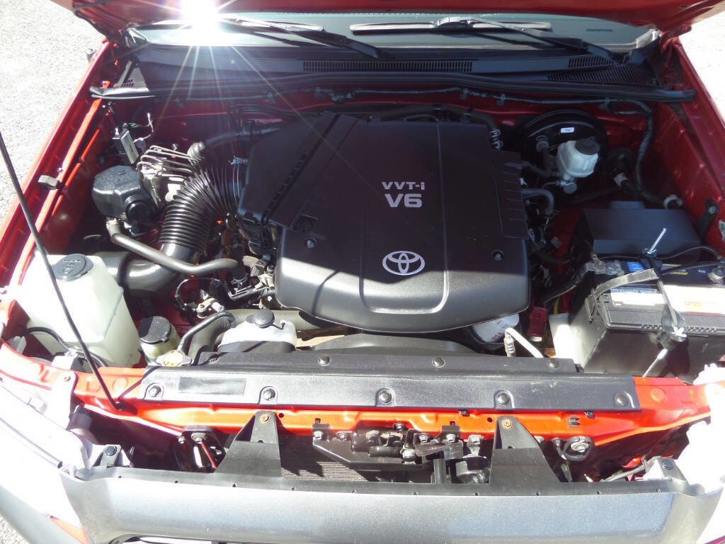 Used 2014 Toyota Tacoma 4x4 Double Cab image 10